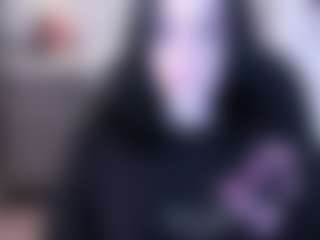 Live cam show with Lina - Skinny on Free Soda
