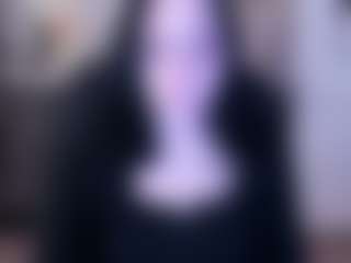 Live cam show with Lina - Senior on liverealitysex.com