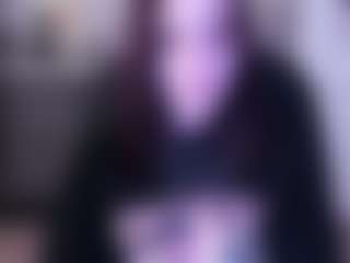Live cam show with Lina - Smoking on Camming Site