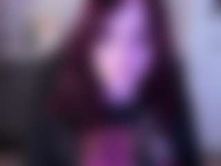 Live cam show with Lina - Smoking on CamClone