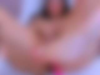 Live cam show with Fly-Kitty - MILF on friskycurves.com
