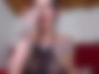 venuswhit's Live Sex Cam Show