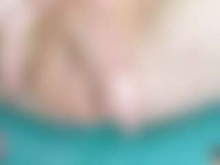 Live cam show with Br-Munch - Dildo on Dolls Live