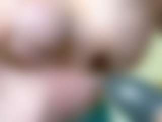 Live cam show with Br-Munch - Living Room on googirlz