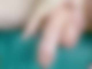 Live cam show with Br-Munch - Living Room on Milf Play