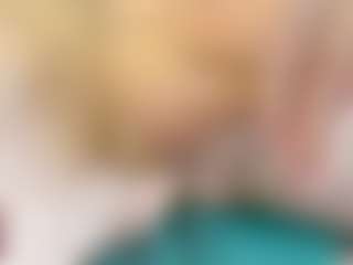 Live cam show with Br-Munch - Living Room on TeamSkeetLive