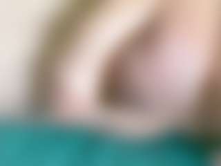 Live cam show with Br-Munch - Living Room on Camsoda