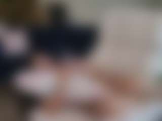 Live cam show with Rori - Findomme on alttransgirls