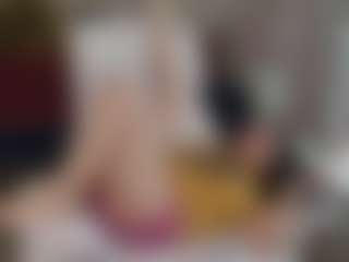 Live cam show with Rori - Oil on Camsoda