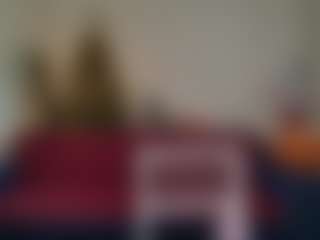 Live cam show with Rori - Findomme on xplaylive.com