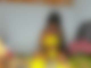 Live cam show with Vicky-Hot - Brown Eyes on Camsoda