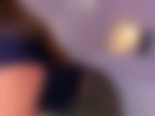 Live cam show with Nathalie Rivers - Student on Mixed Magazine Live