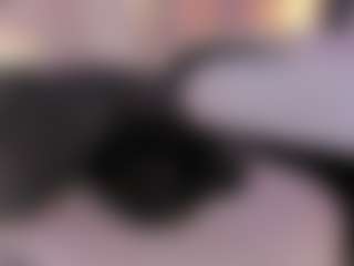 Live cam show with Nathalie Rivers - Raven Hair on friskycurves.com