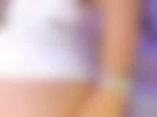 Live cam show with Nathalie Rivers - Raven Hair on sexytreat.net