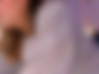 Live cam show with Nathalie Rivers - Bedroom on sexylive.show