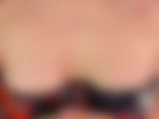 Live cam show with Nathalie Rivers - Cum on liverealitysex.com