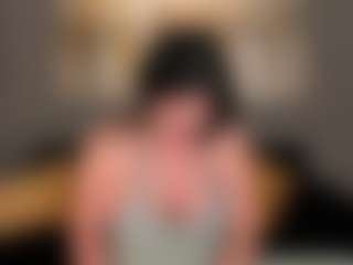 Live cam show with SunnyRivers - Living Room on Uber Horny