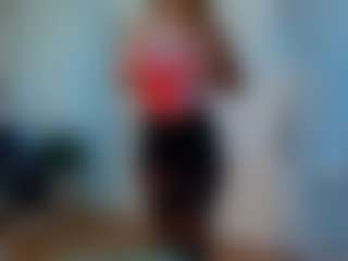 Live cam show with Tea - Shaved on Camsoda