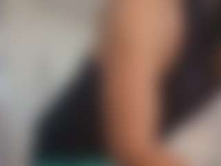 Live cam show with Tea - Blonde Hair MILF on liverealitysex.com