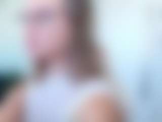 Live cam show with Tea - Mature on CamwithHer