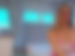 Live cam show with Tea - Shaved on Camsoda