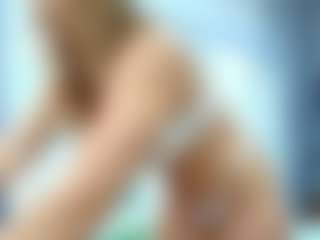 Live cam show with Tea - Oil on Camsoda