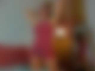 Live cam show with Tea - Public MILF on iamadamtest123.com
