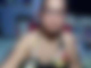 Samy-mature MILF webcam performer live streaming