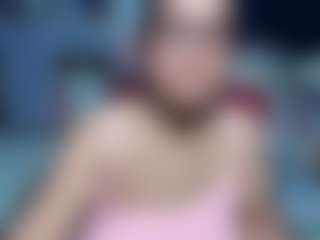 Samy-mature MILF webcam performer live streaming