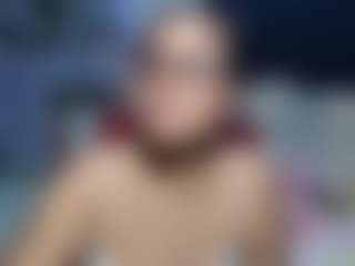Samy-mature MILF webcam performer live streaming