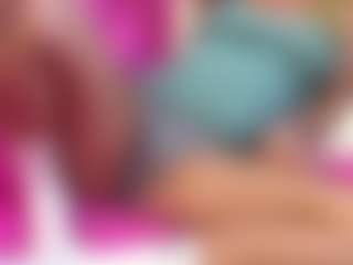 Live cam show with Brittany - Bedroom on Camsoda
