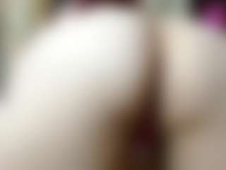 Live cam show with Jolie-colette - Shaved Pussy on CamwithHer