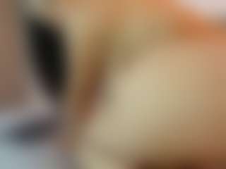 Live cam show with melonsboobss - Nipple Play on liverealitysex.com