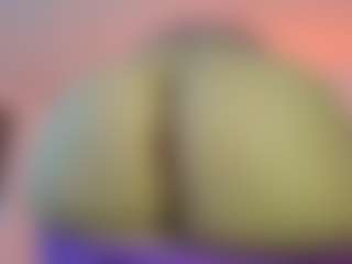 Live cam show with melonsboobss - Nipple Play on Lustler