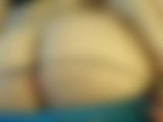 Spettacolo in cam dal vivo con melonsboobss - Doggy su Camsoda