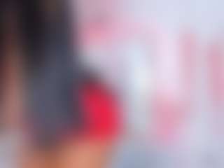Live cam show with saridethot - Colombia MILF on SxyPornLive