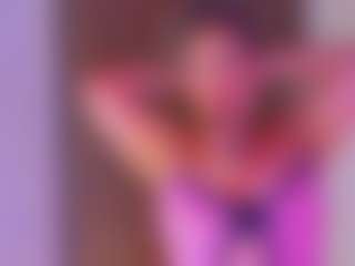Live cam show with willowjohnson - Nipple Piercings on CamSodaAdn