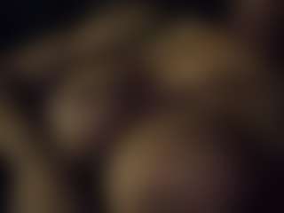 Live cam show with misskellyy - Spank Ebony on Free Soda