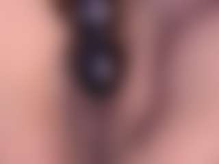 Live cam show with Anny - Red Hair Young Adult on Gym Cam Girls
