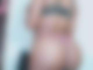 debora-cat's Live Sex Cam Show