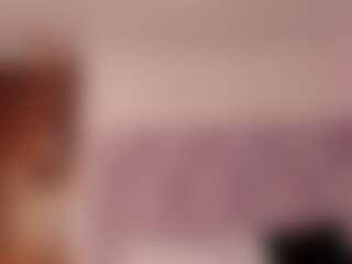 Juliette-Moon's Live Sex Cam Show