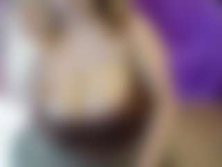Show de cam en vivo con Margocurves - Chubby en Camsoda