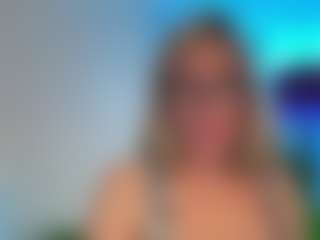 Live cam show with MIlf-Goddess - Snapchat on fuklive.com