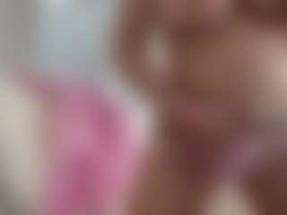 Show de câmera ao vivo com MIlf-Goddess - Tattoos Granny no Camsoda