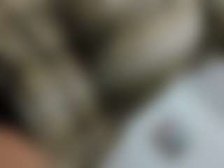clodymalla22's Live Sex Cam Show