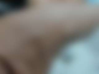 clodymalla22's Live Sex Cam Show