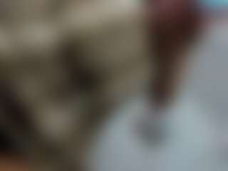 clodymalla22's Live Sex Cam Show