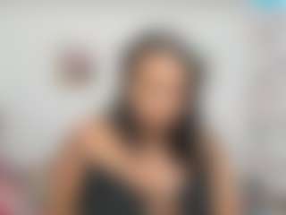 clodymalla22's Live Sex Cam Show