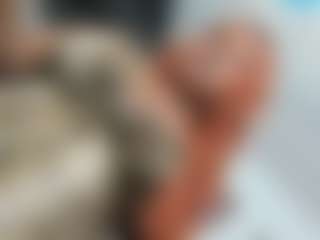 clodymalla22's Live Sex Cam Show