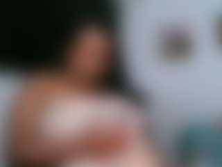 Live cam show with clodymalla22 - Average on Camsoda